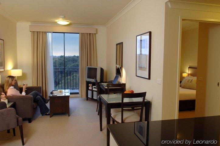 Oaks Sydney North Ryde Suites Quarto foto